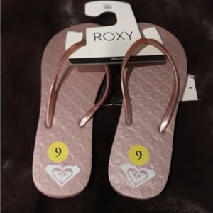 Roxy Pink Flip Flops, Size 9